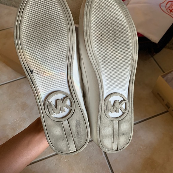 michael kors size 7men. good condition - Picture 3 of 10